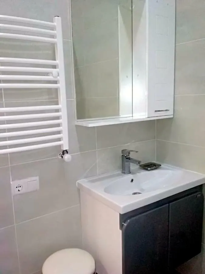 Cozy And Spacious! 35, Zhiuli Shartava Street, Saburtalo,Tbilisi Lägenhet 0*, Tbilisi Georgien